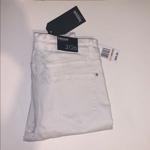 White Kensie jeans